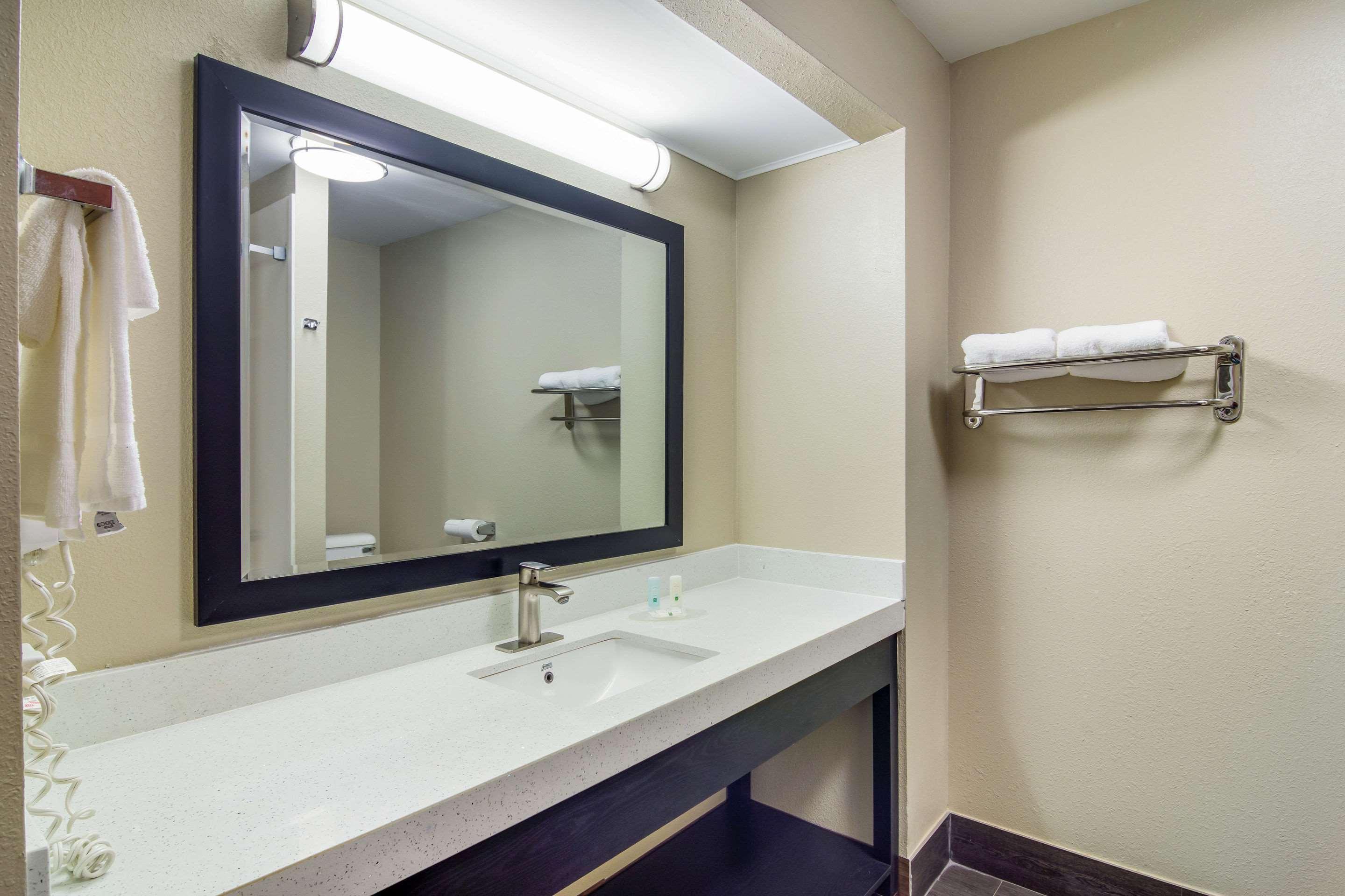 Quality Inn & Suites Canton, Ga Esterno foto