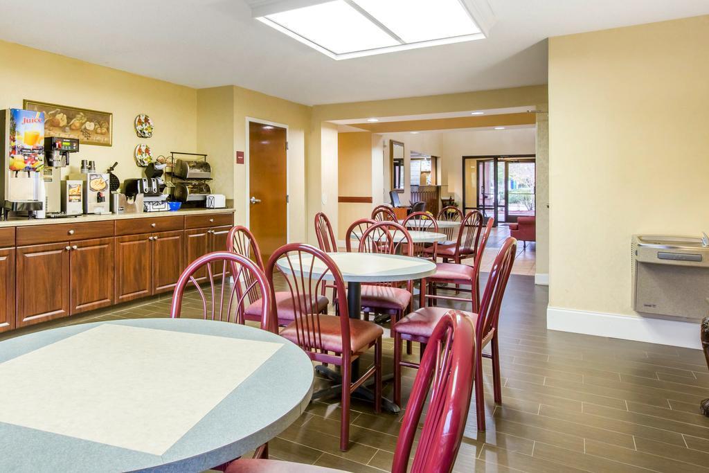 Quality Inn & Suites Canton, Ga Esterno foto